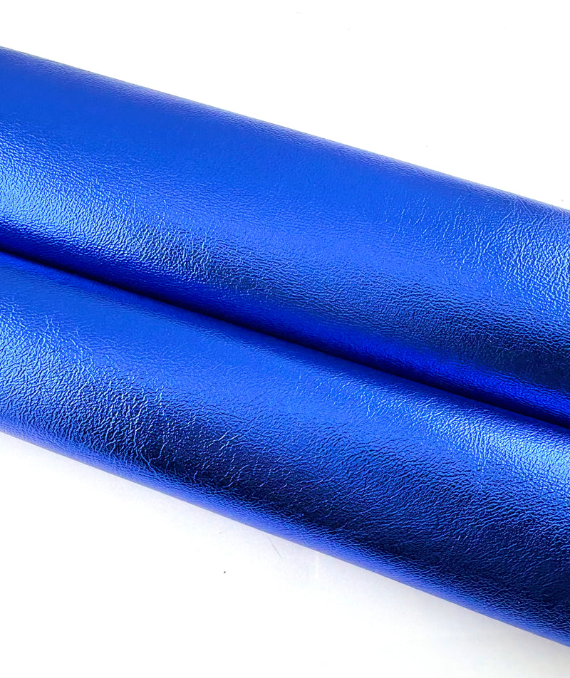 Cuir coloris Bleu métallisé