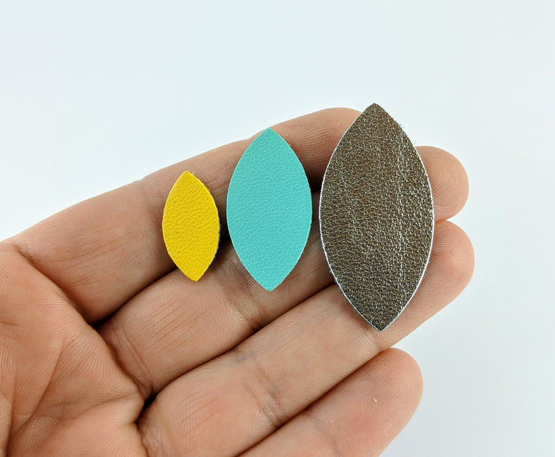 Cuir Feuille 30x15mm